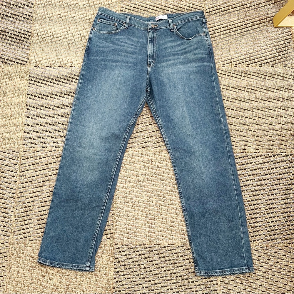 Wrangler Men’s Relaxed Fit Jeans 38x32 Blue Denim Straight Leg